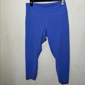 Lululemon Wunder Train High-Rise Tight 25"
Pool Party Size 18